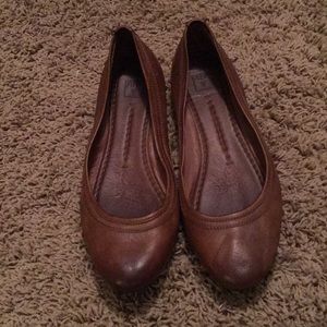 Frye Flats